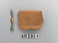 藏品(紅色夾砂素面硬陶)的圖片